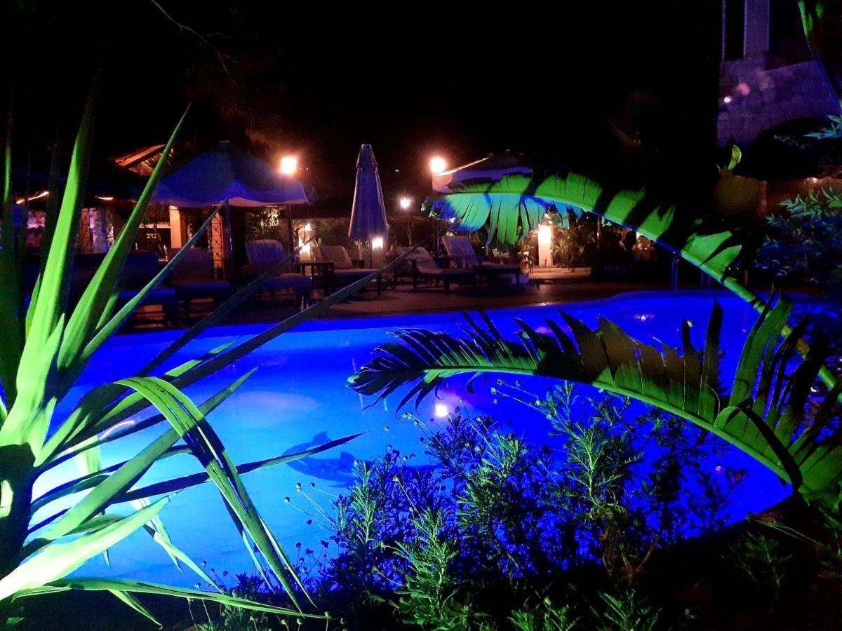 Hotel 212 Olympos Exterior foto